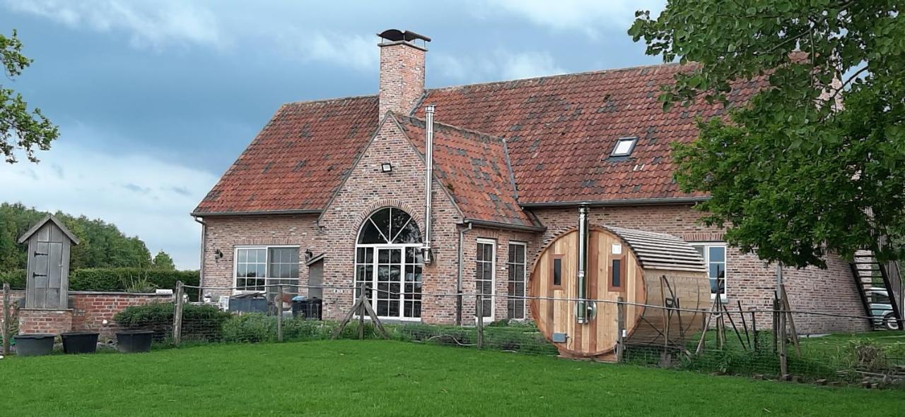 B & B Victors Hof, Met Zwemvijver In Landelijke Setting Lievegem Екстериор снимка